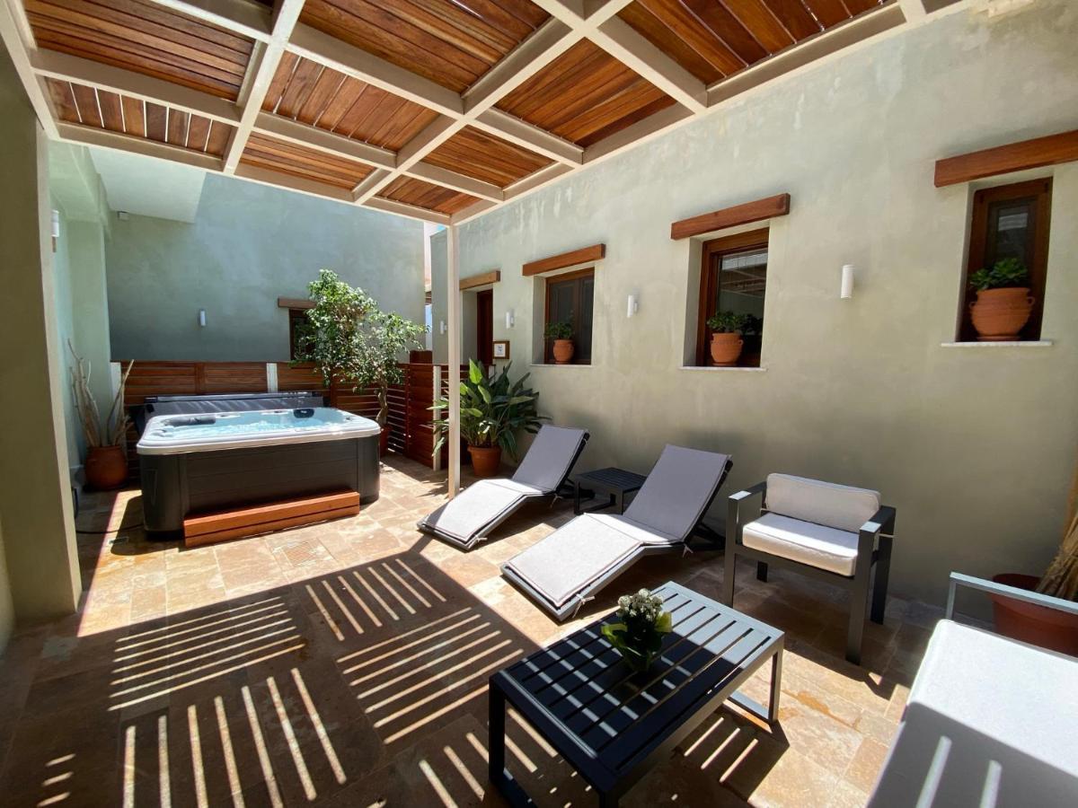 Andros 4 All Seasons Villas & Suites Ormos  Exteriér fotografie